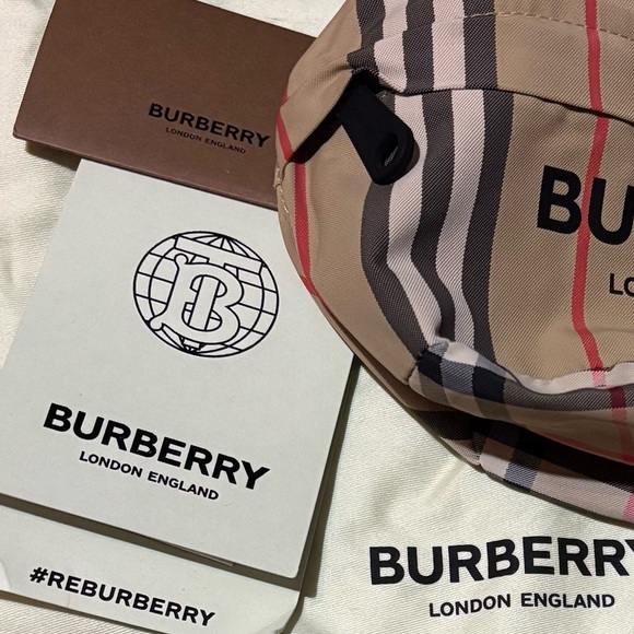 Burberry Icon Stripe drawcord Pouch Bag - Picture 7 of 12